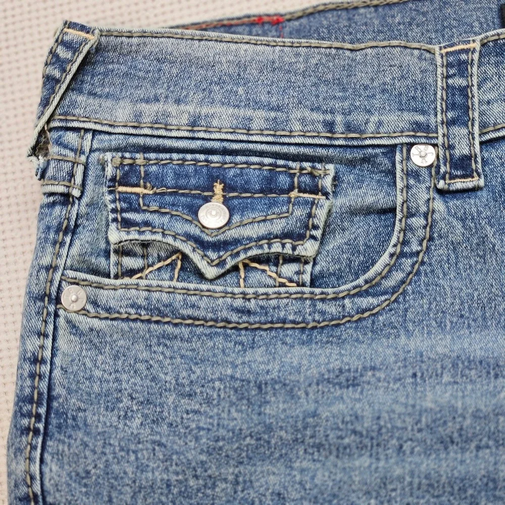 True Religion Geno Big T‎ Flap Slim Jeans 38 Medium Melting Wash 700219 Mens NEW